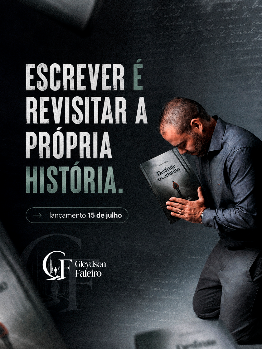 Arte editorial com Gleydson Faleiro ajoelhado e o livro junto ao peito.